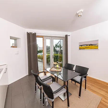 Seglerwohnung 8 *